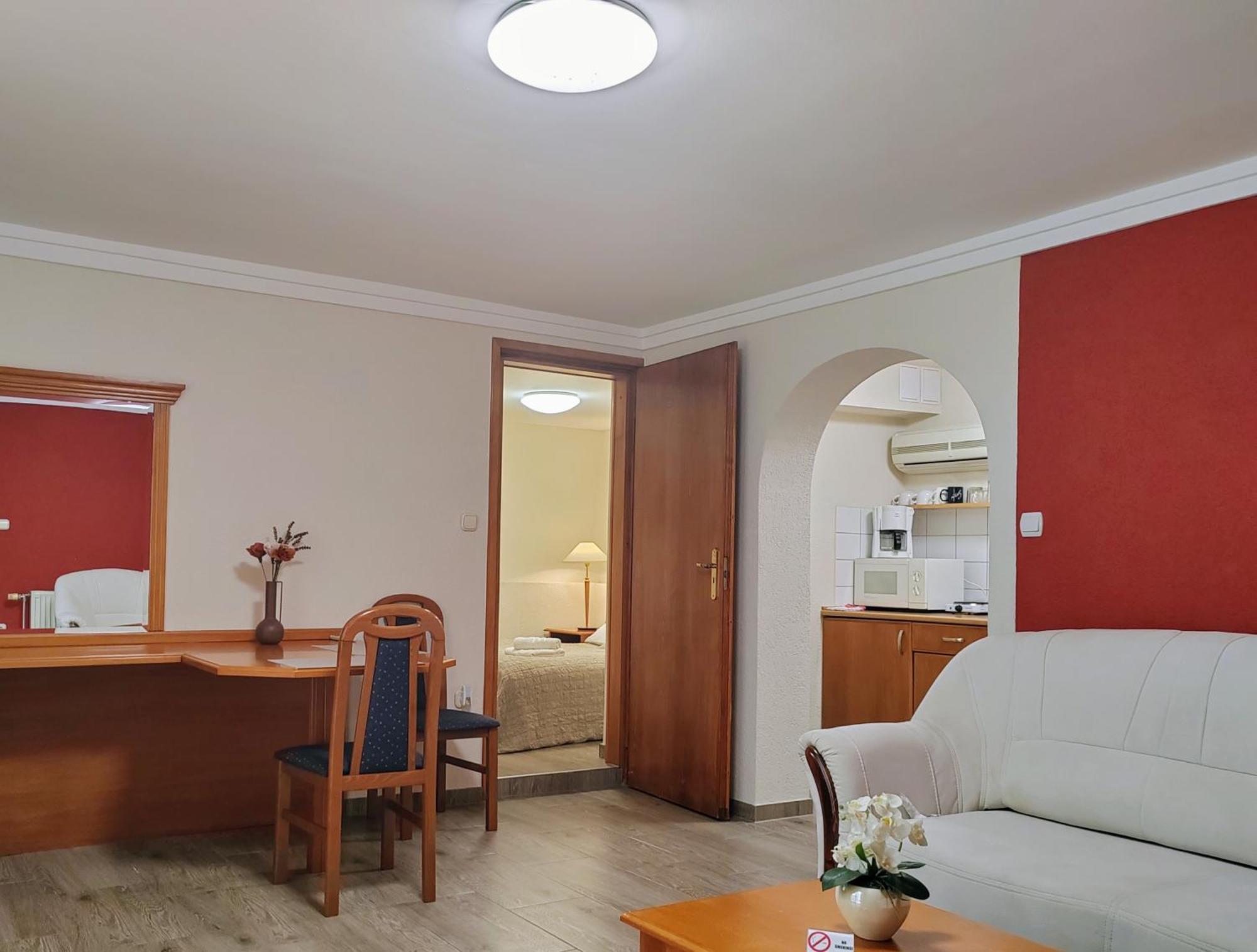 Heviz Apartman Hévíz Exterior foto